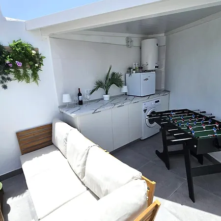 Apartamento Modern - Roof Terrace - Close To