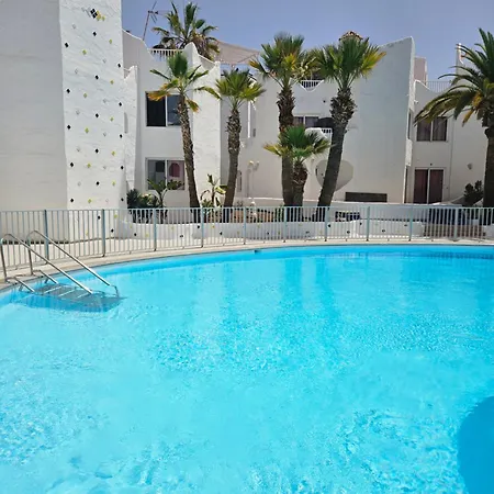 Modern - Roof Terrace - Close To