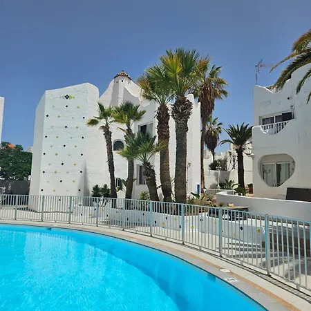 Modern - Roof Terrace - Close To Lägenhet