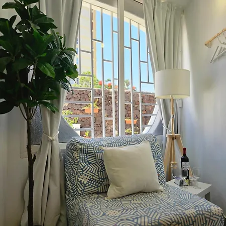 Modern - Roof Terrace - Close To Lägenhet *