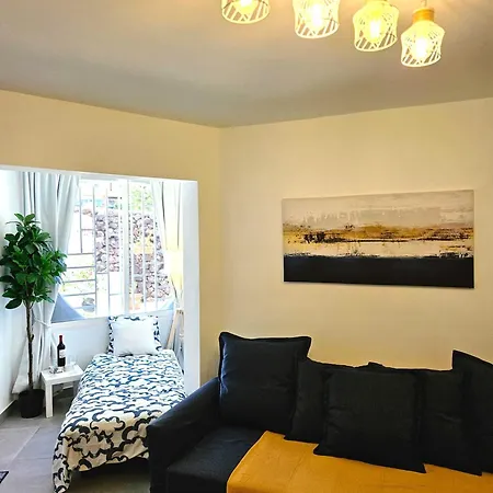 Modern - Roof Terrace - Close To Lägenhet