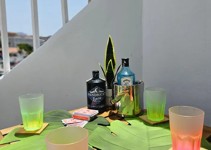 Modern - Roof Terrace - Close To