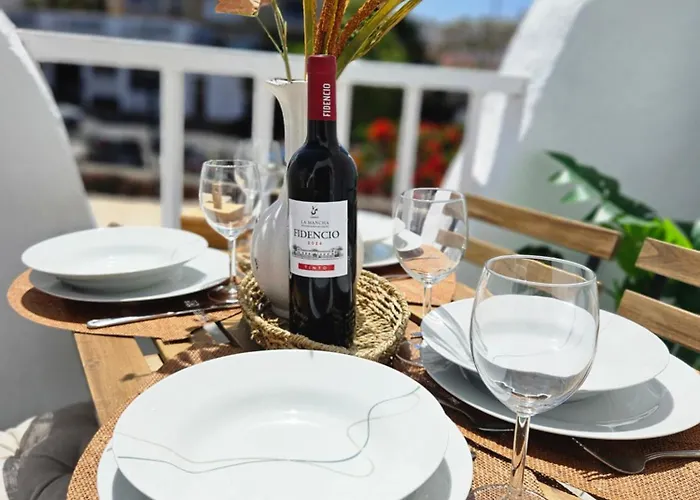 Modern - Roof Terrace - Close To